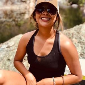 Meet your Posher, Yasmin